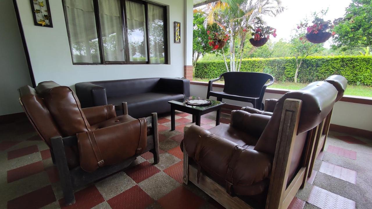 Finca Hotel El Saman De Alto Bonito Montenegro Esterno foto