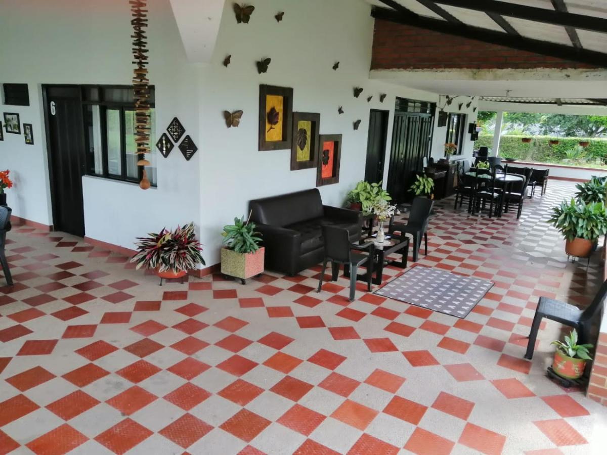 Finca Hotel El Saman De Alto Bonito Montenegro Esterno foto